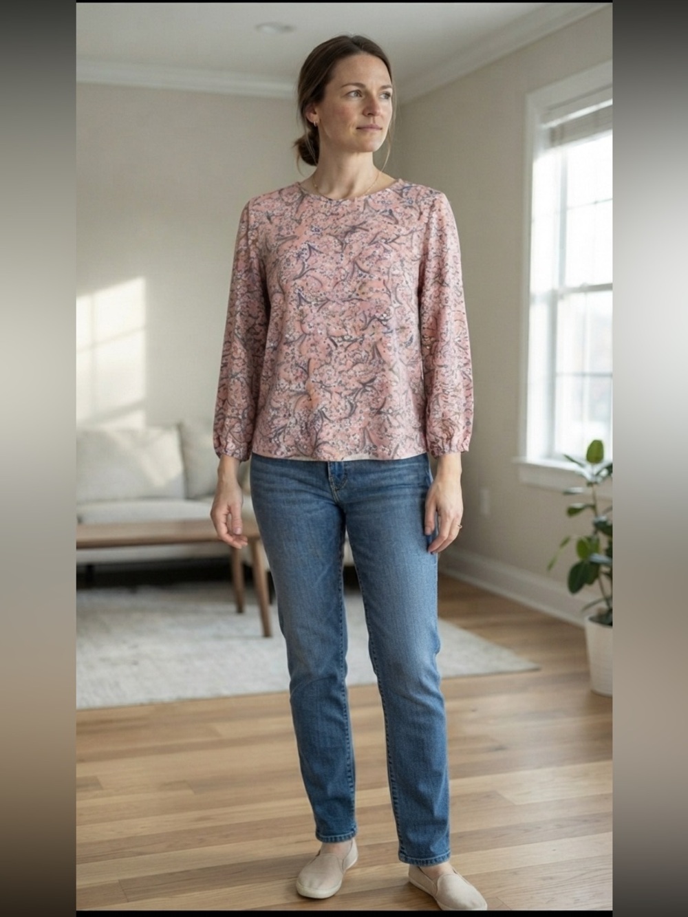 W5 || Woman’s Floral Pin Top size Small